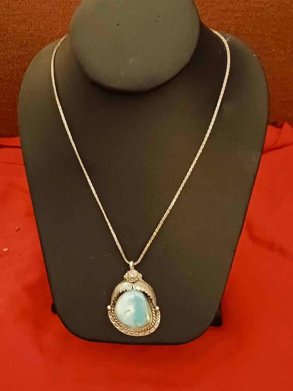 Sterling Silver Turquoise Pendant Necklace - Blue Stone - Picture 2 of 3